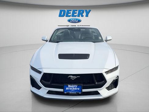 Used 2025 Ford Mustang GT Premium RWD image 16