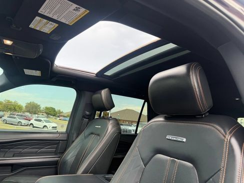 Used 2023 Ford Expedition Max Platinum AWD/4WD image 35