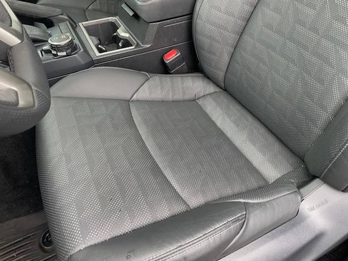 Used 2025 Toyota Tacoma TRD Sport w/ TRD Sport Premium Package AWD/4WD image 21