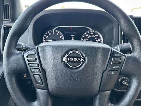 Used 2026 Nissan Frontier SV w/ Tow Package image 22