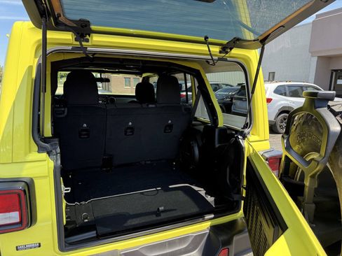 Used 2023 Jeep Wrangler Unlimited Sport AWD/4WD image 22