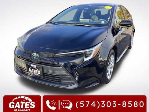 Used 2025 Toyota Corolla LE image 5