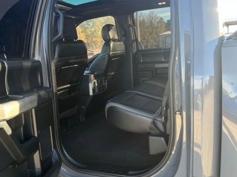 Used 2018 Ford F150 Raptor w/ Equipment Group 802A Luxury image 23