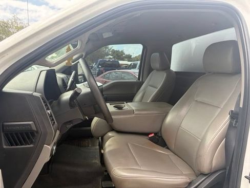 Used 2021 Ford F250 XL w/ Power Equipment Group RWD image 11
