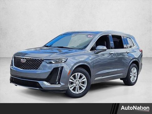 Used 2022 Cadillac XT6 Luxury image 1