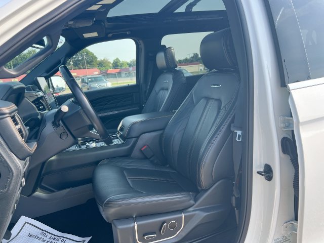 Used 2023 Ford Expedition Max Platinum AWD/4WD image 22