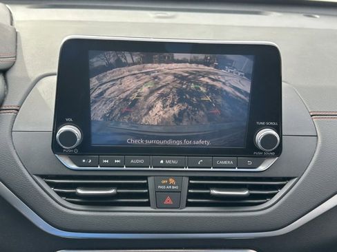 Certified 2022 Nissan Altima 2.5 SR image 30