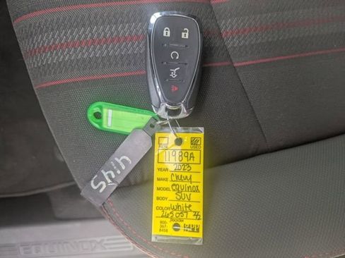 Used 2023 Chevrolet Equinox RS image 26