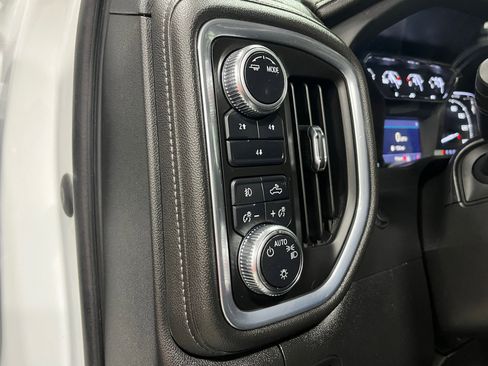 Certified 2022 GMC Sierra 2500 SLE w/ SLE Convenience Package image 15