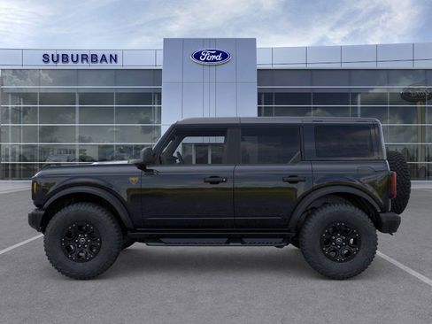 New 2026 Ford Bronco Badlands w/ Sasquatch Package AWD/4WD image 3