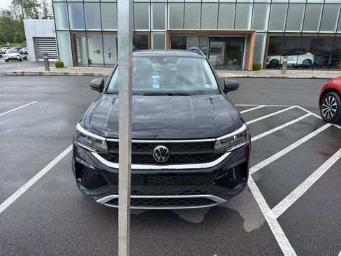 Used 2024 Volkswagen Taos S FWD image 2