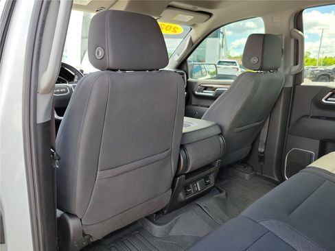 Used 2022 GMC Sierra 1500 Elevation AWD/4WD image 11