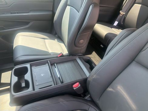 New 2026 Honda Odyssey EX-L image 17
