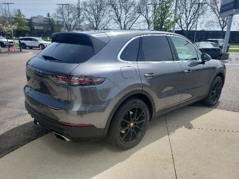 Used 2020 Porsche Cayenne AWD/4WD image 9