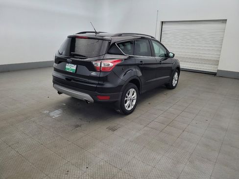 Used 2017 Ford Escape SE w/ Equipment Group 201A AWD/4WD image 9