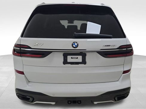 Certified 2023 BMW X7 xDrive40i w/ M Sport Package image 8