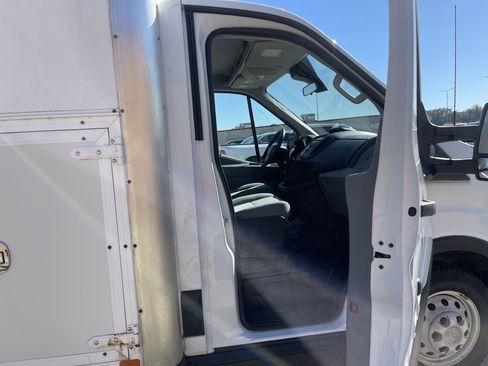 Used 2019 Ford Transit 350 138 DRW w/ Interior Upgrade Package image 17