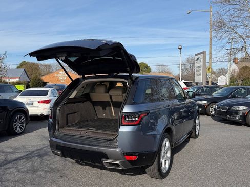 Used 2018 Land Rover Range Rover Sport HSE AWD/4WD image 9
