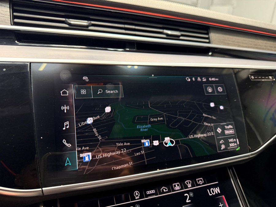Used 2022 Audi A8 L 3.0T AWD/4WD image 39