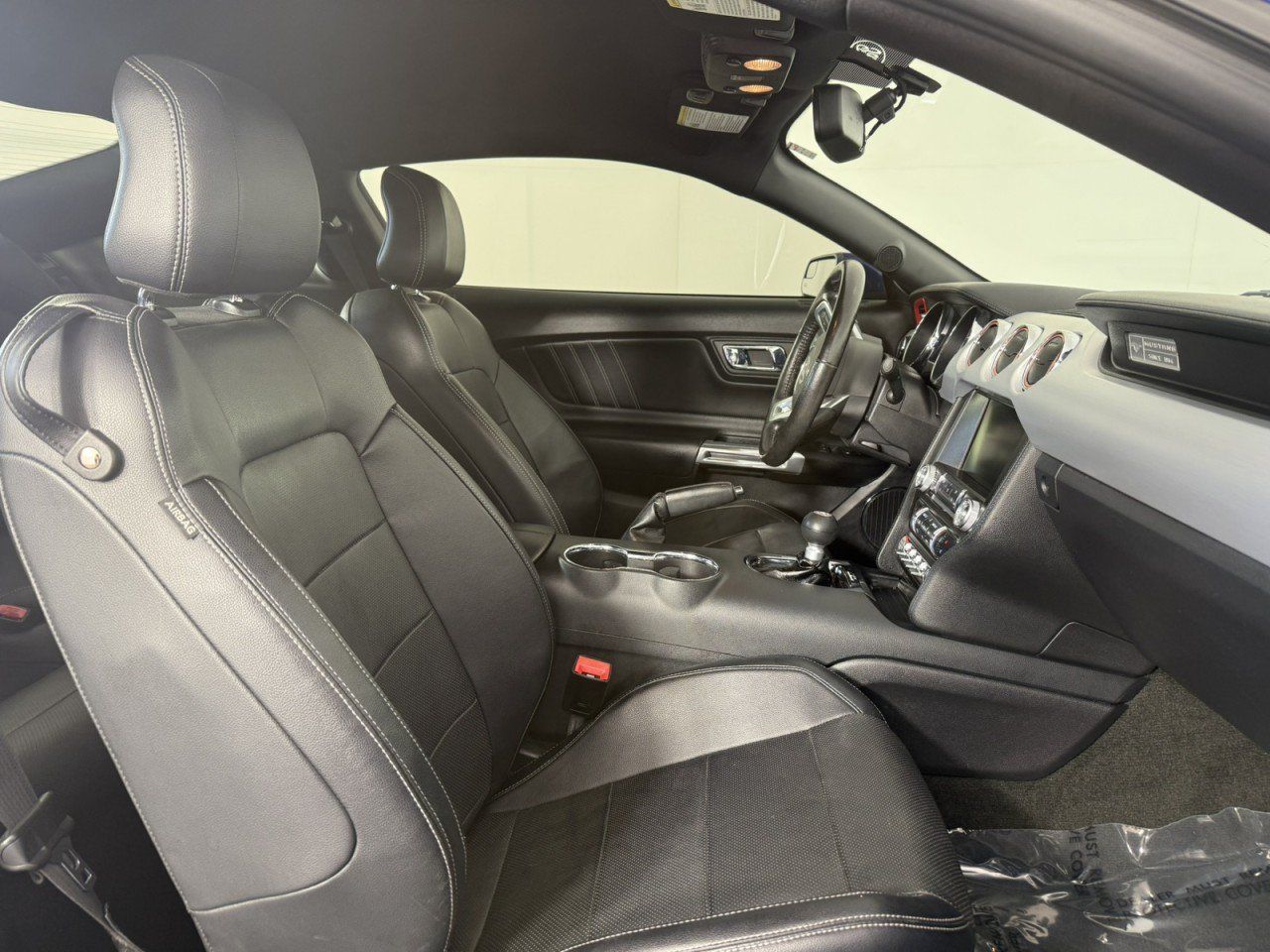 Used 2015 Ford Mustang GT Premium RWD image 10