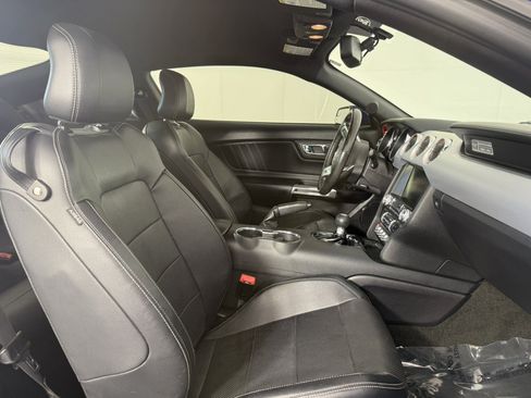 Used 2015 Ford Mustang GT Premium RWD image 10