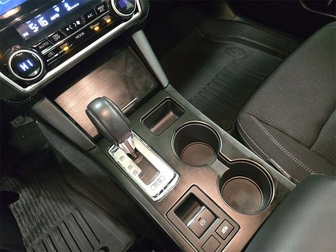 Used 2019 Subaru Legacy 2.5i Premium image 28