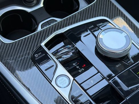 Certified 2024 BMW X7 M60i w/ Executive Package image 29