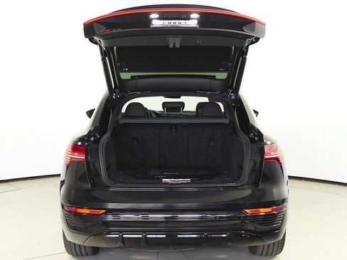 Used 2024 Audi Q8 e-tron Premium Plus w/ Premium Plus Package AWD/4WD image 10