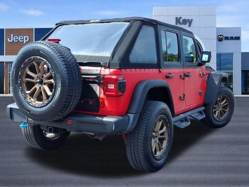 Used 2023 Jeep Wrangler Unlimited Rubicon 4xe AWD/4WD image 5