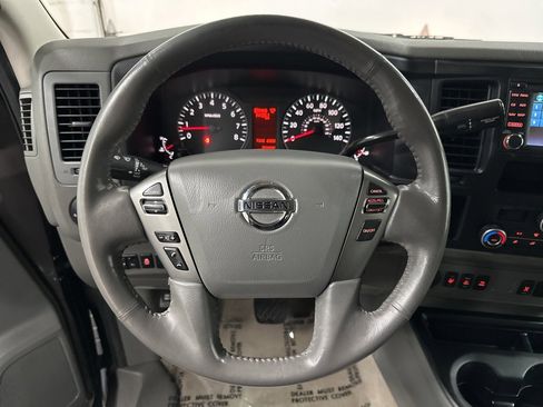 Used 2015 Nissan NV 3500 SL w/ Technology Package image 14