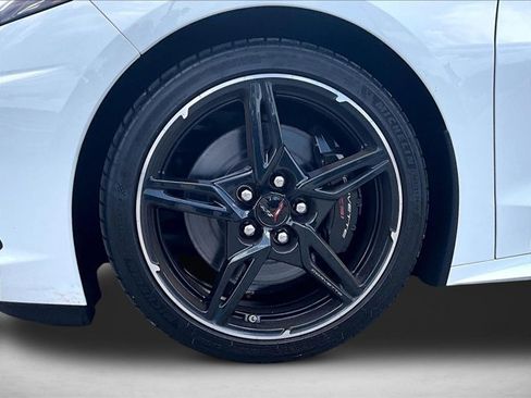 Used 2025 Chevrolet Corvette Stingray Coupe w/ Z51 Performance Package RWD image 10