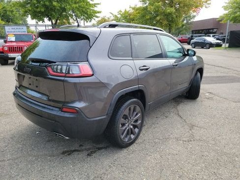 Used 2021 Jeep Cherokee Latitude Lux 80th Anniv w/ Quick Order Package 26U 80TH AWD/4WD image 3