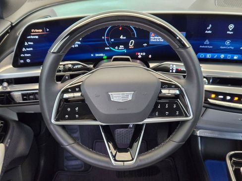 Certified 2024 Cadillac Lyriq Luxury AWD/4WD image 14