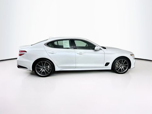 Used 2025 Genesis G70 2.5T RWD image 10