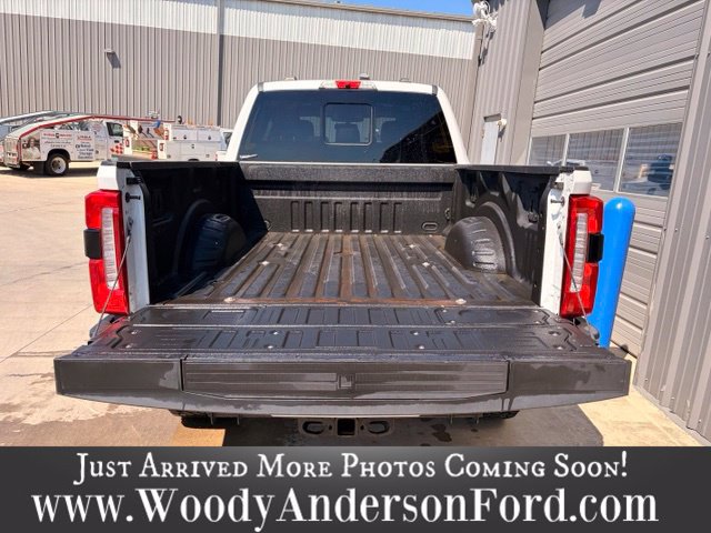 Used 2023 Ford F250 Lariat w/ Lariat Ultimate Package AWD/4WD image 7