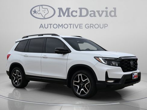 Used 2023 Honda Passport Elite image 8