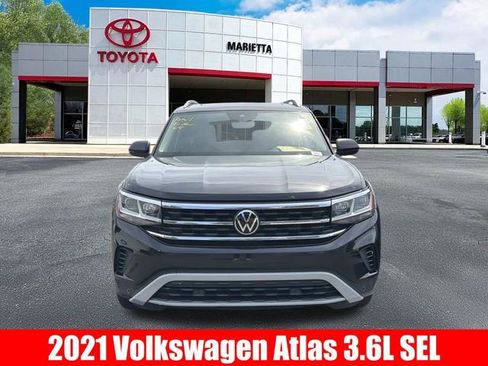 Used 2021 Volkswagen Atlas SEL FWD image 2