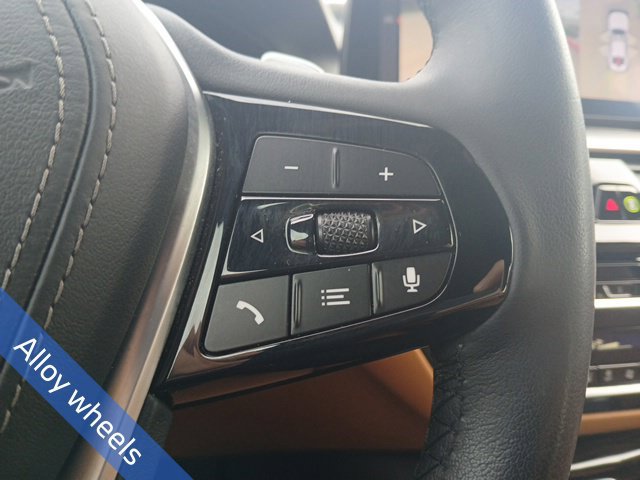 Used 2021 BMW 530i w/ Premium Package RWD image 28