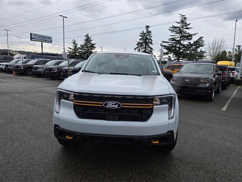 New 2026 Ford Maverick Tremor image 5