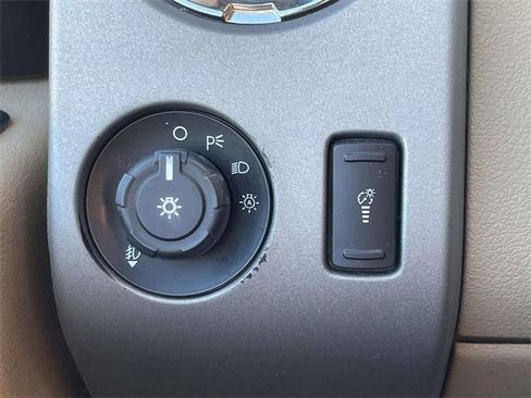 Used 2015 Ford F350 Lariat w/ Lariat Ultimate Package image 19