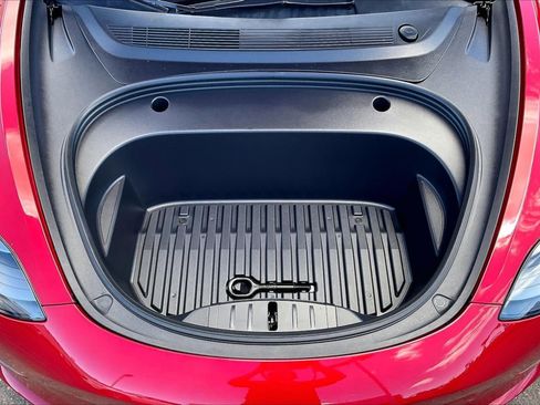 Used 2023 Tesla Model 3 Standard Range RWD image 9