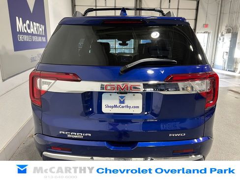 Used 2023 GMC Acadia Denali w/ Denali Technology Package AWD/4WD image 6