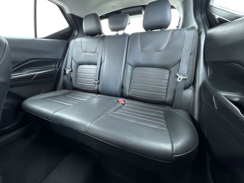 Used 2019 Nissan Kicks SR w/ SR Premium Package image 37