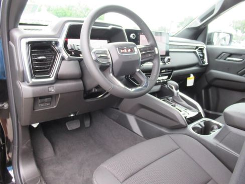 New 2026 GMC Canyon Elevation w/ Convenience Package RWD image 17