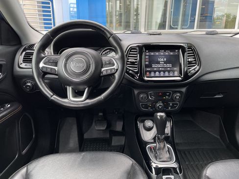 Used 2021 Jeep Compass Limited AWD/4WD image 15