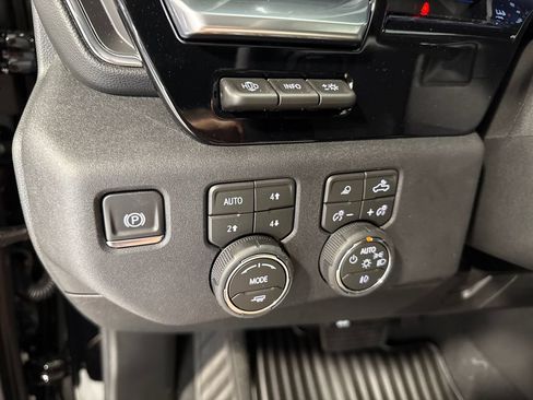 New 2026 Chevrolet Silverado 3500 LTZ w/ LTZ Plus Package AWD/4WD image 11