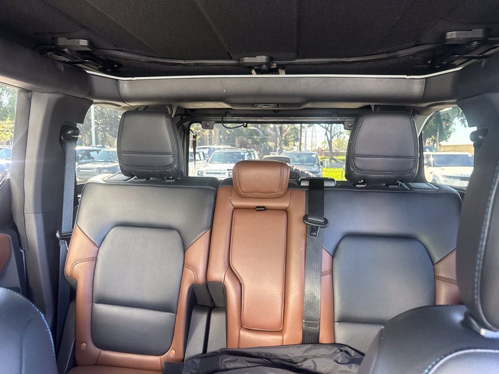 Used 2024 Ford Bronco Outer Banks w/ Sasquatch Package AWD/4WD image 11