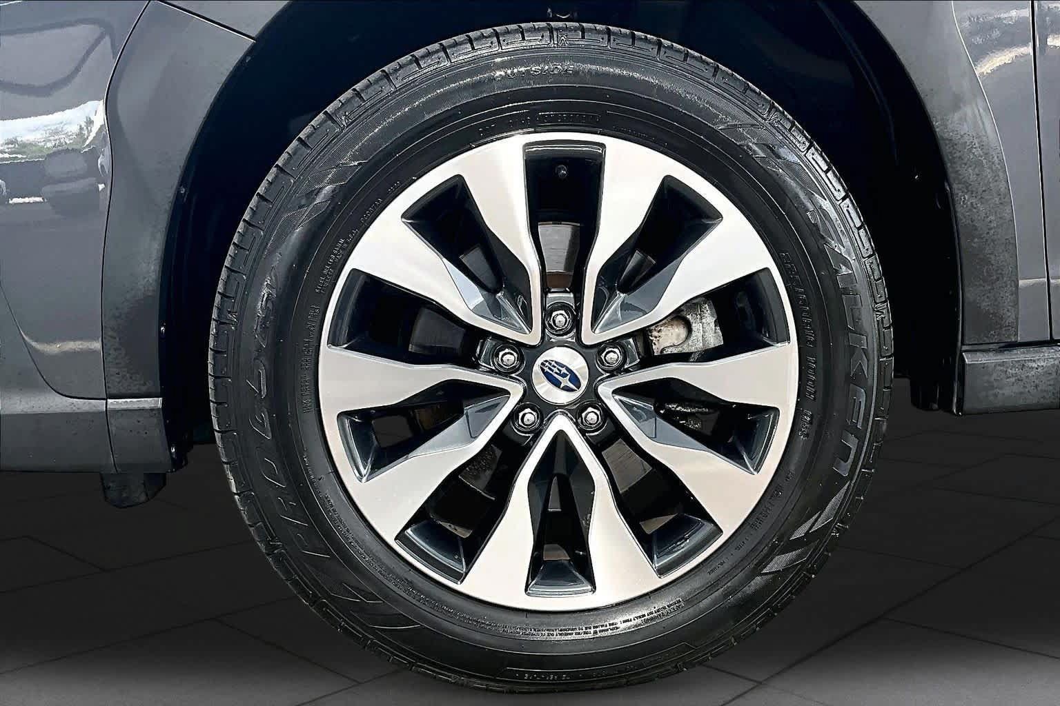 Used 2023 Subaru Outback Touring XT AWD/4WD image 11