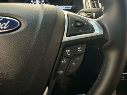 Used 2017 Ford Edge SEL w/ Equipment Group 201A image 23