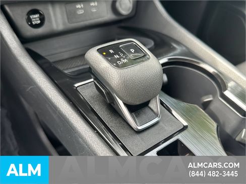 Used 2025 Nissan Rogue SV FWD image 38
